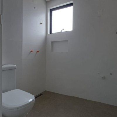 Apartamentos com 94m², 3 quartos, 10 suítes, 2 garagens, no bairro Monte Verde em Florianópolis