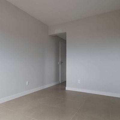 Apartamentos com 94m², 3 quartos, 10 suítes, 2 garagens, no bairro Monte Verde em Florianópolis