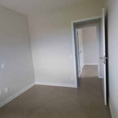 Apartamentos com 94m², 3 quartos, 10 suítes, 2 garagens, no bairro Monte Verde em Florianópolis