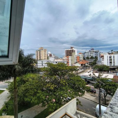 Sala com 38m², 1 garagem, no bairro Coqueiros em Florianópolis