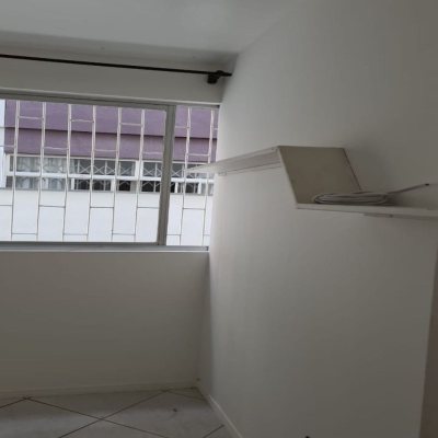 Apartamentos com 58m², 2 quartos, 1 garagem, no bairro Capoeiras em Florianópolis