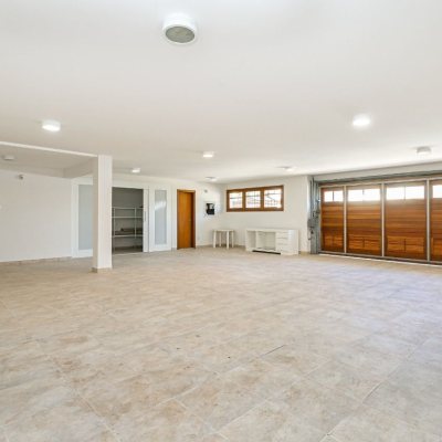 Casa em Condomínio com 600m², 3 quartos, 3 suítes, 4 garagens, no bairro Cacupe em Florianópolis