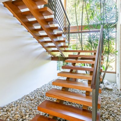 Casa em Condomínio com 600m², 3 quartos, 3 suítes, 4 garagens, no bairro Cacupe em Florianópolis