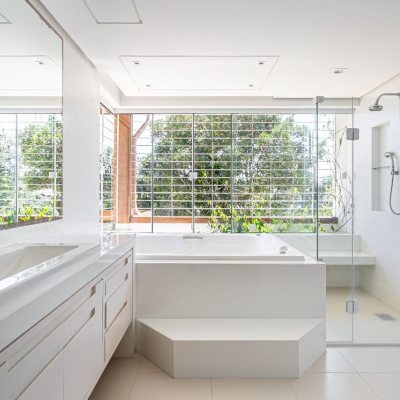 Casa em Condomínio com 600m², 3 quartos, 3 suítes, 4 garagens, no bairro Cacupe em Florianópolis