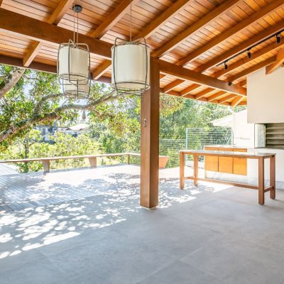 Casa em Condomínio com 600m², 3 quartos, 3 suítes, 4 garagens, no bairro Cacupe em Florianópolis