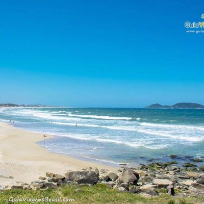 Casa Residencial com 184m², 3 quartos, 1 suíte, 1 garagem, no bairro Campeche em Florianópolis