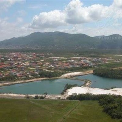 Casa Residencial com 184m², 3 quartos, 1 suíte, 1 garagem, no bairro Campeche em Florianópolis