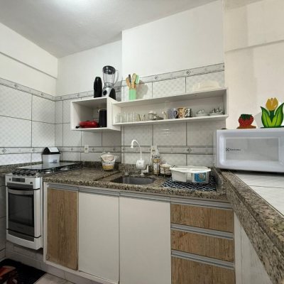 Apartamentos com 48m², 1 quarto, 1 garagem, no bairro Ingleses do Rio Vermelho em Florianópolis