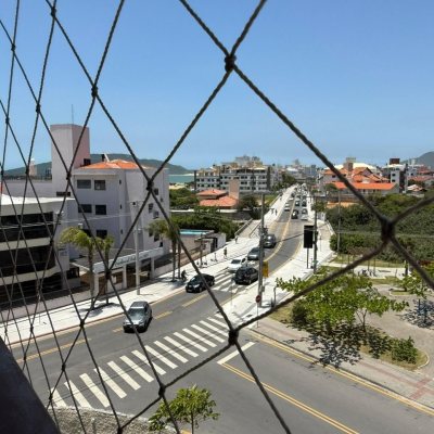 Apartamentos com 48m², 1 quarto, 1 garagem, no bairro Ingleses do Rio Vermelho em Florianópolis