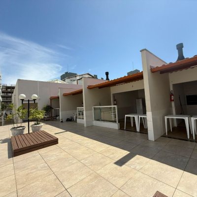 Apartamentos com 48m², 1 quarto, 1 garagem, no bairro Ingleses do Rio Vermelho em Florianópolis