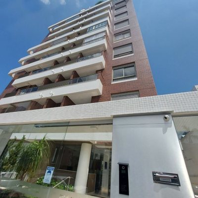 Apartamentos com 74m², 2 quartos, 1 suíte, 1 garagem, no bairro Centro em Florianópolis
