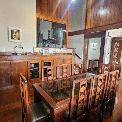 Casa Residencial com 316m², 4 quartos, 1 suíte, 2 garagens, no bairro Saco Dos Limões em Florianópolis