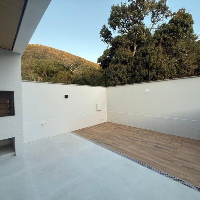 Loft com 76m², 1 quarto, 1 suíte, 1 garagem, no bairro Santo Antônio De Lisboa em Floranópolis