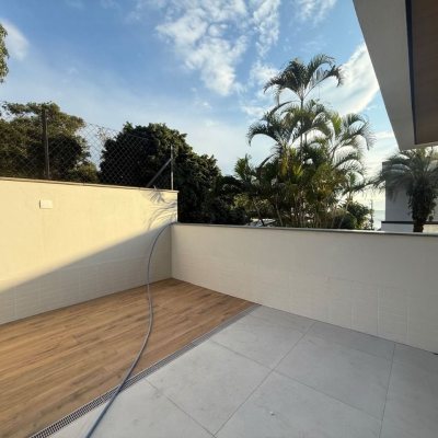 Loft com 76m², 1 quarto, 1 suíte, 1 garagem, no bairro Santo Antônio De Lisboa em Floranópolis