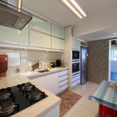 Cobertura com 139m², 3 quartos, 1 suíte, 1 garagem, no bairro Campinas em São José