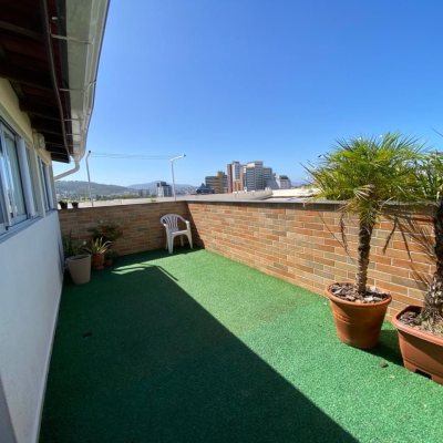 Cobertura com 139m², 3 quartos, 1 suíte, 1 garagem, no bairro Campinas em São José