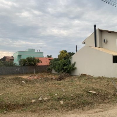Terrenos Residenciais com 270m², no bairro Campeche em Florianópolis