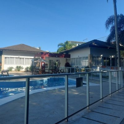 Apartamentos com 109m², 3 quartos, 1 suíte, 1 garagem, no bairro Córrego Grande em Florianópolis