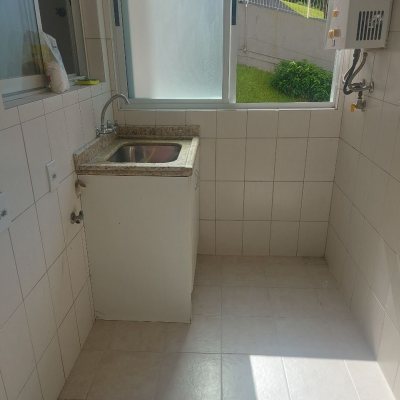Apartamentos com 109m², 3 quartos, 1 suíte, 1 garagem, no bairro Córrego Grande em Florianópolis