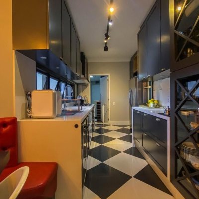 Apartamentos com 303m², 3 quartos, 3 suítes, 3 garagens, no bairro Agronômica em Florianópolis