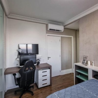 Apartamentos com 303m², 3 quartos, 3 suítes, 3 garagens, no bairro Agronômica em Florianópolis
