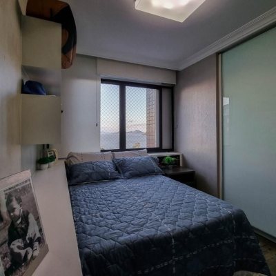 Apartamentos com 303m², 3 quartos, 3 suítes, 3 garagens, no bairro Agronômica em Florianópolis