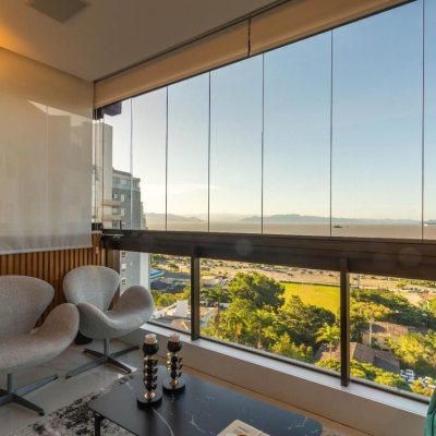 Apartamentos com 303m², 3 quartos, 3 suítes, 3 garagens, no bairro Agronômica em Florianópolis