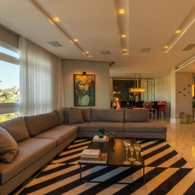 Apartamentos com 303m², 3 quartos, 3 suítes, 3 garagens, no bairro Agronômica em Florianópolis