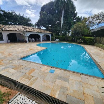 Apartamentos com 303m², 3 quartos, 3 suítes, 3 garagens, no bairro Agronômica em Florianópolis