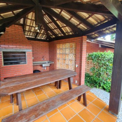 Apartamentos com 303m², 3 quartos, 3 suítes, 3 garagens, no bairro Agronômica em Florianópolis