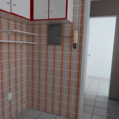 Apartamentos com 88m², 3 quartos, 1 garagem, no bairro Centro em Florianópolis