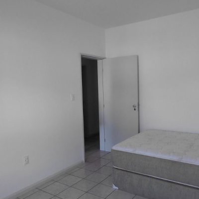 Apartamentos com 88m², 3 quartos, 1 garagem, no bairro Centro em Florianópolis