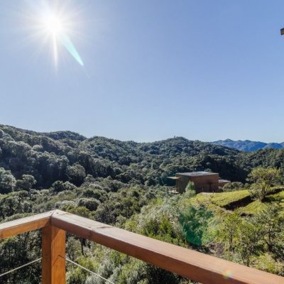 Chalé com 45m², 1 quarto, 1 garagem, no bairro Centro em Anitápolis