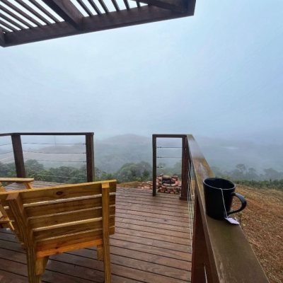 Chalé com 45m², 1 quarto, 1 garagem, no bairro Centro em Anitápolis