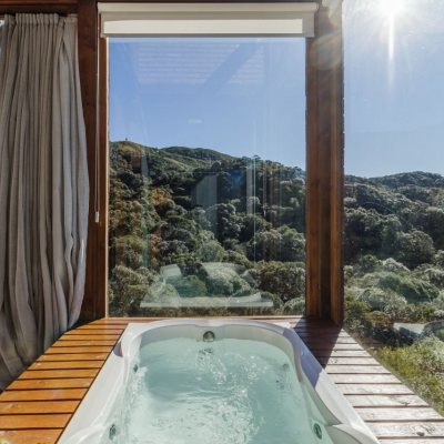 Chalé com 45m², 1 quarto, 1 garagem, no bairro Centro em Anitápolis