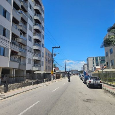 Apartamentos com 58m², 1 quarto, no bairro Kobrasol em São José