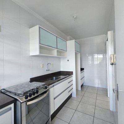 Apartamentos com 58m², 1 quarto, no bairro Kobrasol em São José