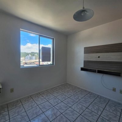 Apartamentos com 58m², 1 quarto, no bairro Kobrasol em São José