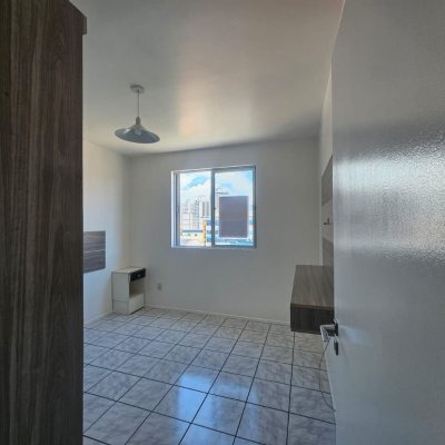 Apartamentos com 58m², 1 quarto, no bairro Kobrasol em São José