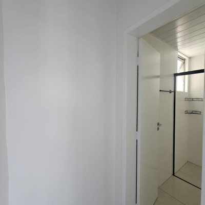 Apartamentos com 58m², 1 quarto, no bairro Kobrasol em São José