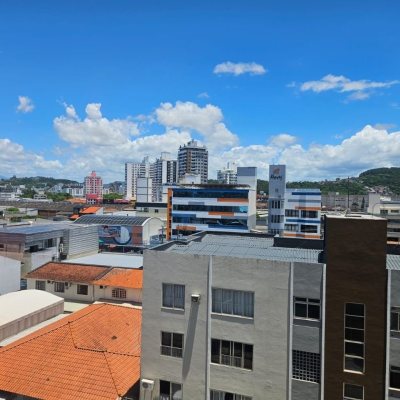 Apartamentos com 58m², 1 quarto, no bairro Kobrasol em São José