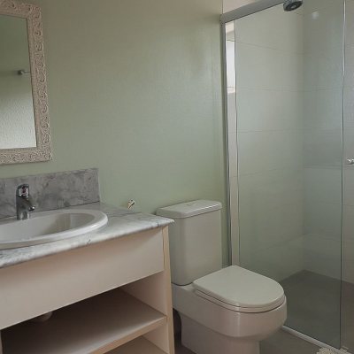 Casa Residencial com 289m², 3 quartos, 3 suítes, 2 garagens, no bairro Lagoa Da Conceição em Florianópolis