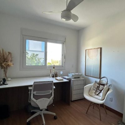 Casa Residencial com 135m², 3 quartos, 1 suíte, 2 garagens, no bairro Campeche em Florianópolis