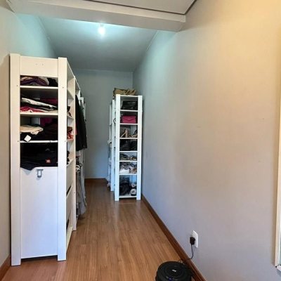 Casa Residencial com 135m², 3 quartos, 1 suíte, 2 garagens, no bairro Campeche em Florianópolis