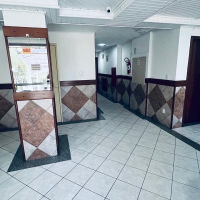 Apartamentos com 38m², 1 quarto, no bairro Kobrasol em São José