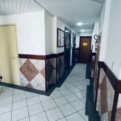 Apartamentos com 38m², 1 quarto, no bairro Kobrasol em São José