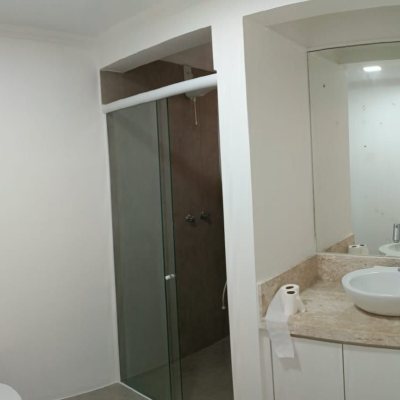 Apartamentos com 99m², 3 quartos, no bairro Centro em Florianópolis