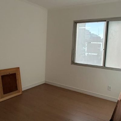 Apartamentos com 99m², 3 quartos, no bairro Centro em Florianópolis