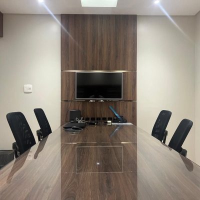 Sala com 57m², no bairro Centro em Florianópolis