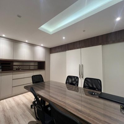 Sala com 57m², no bairro Centro em Florianópolis